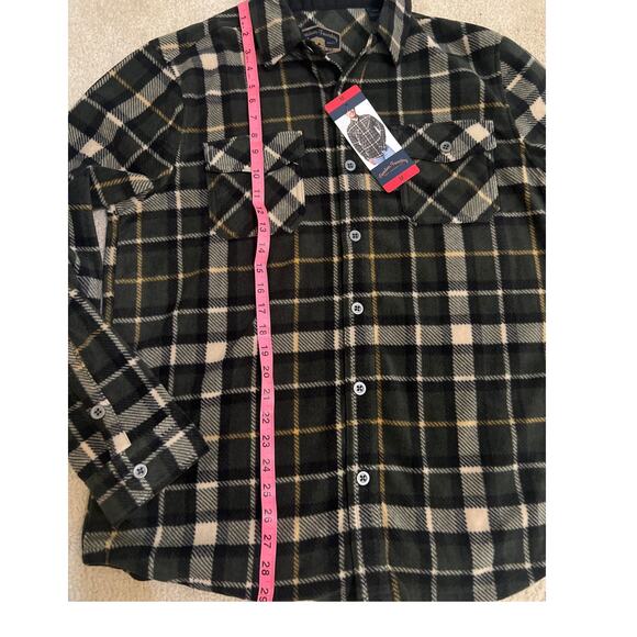 Freedom Foundry NWT Men's Plaid Button Down Fleece Flannel Shirt Size Medium - Picture 6 of 7